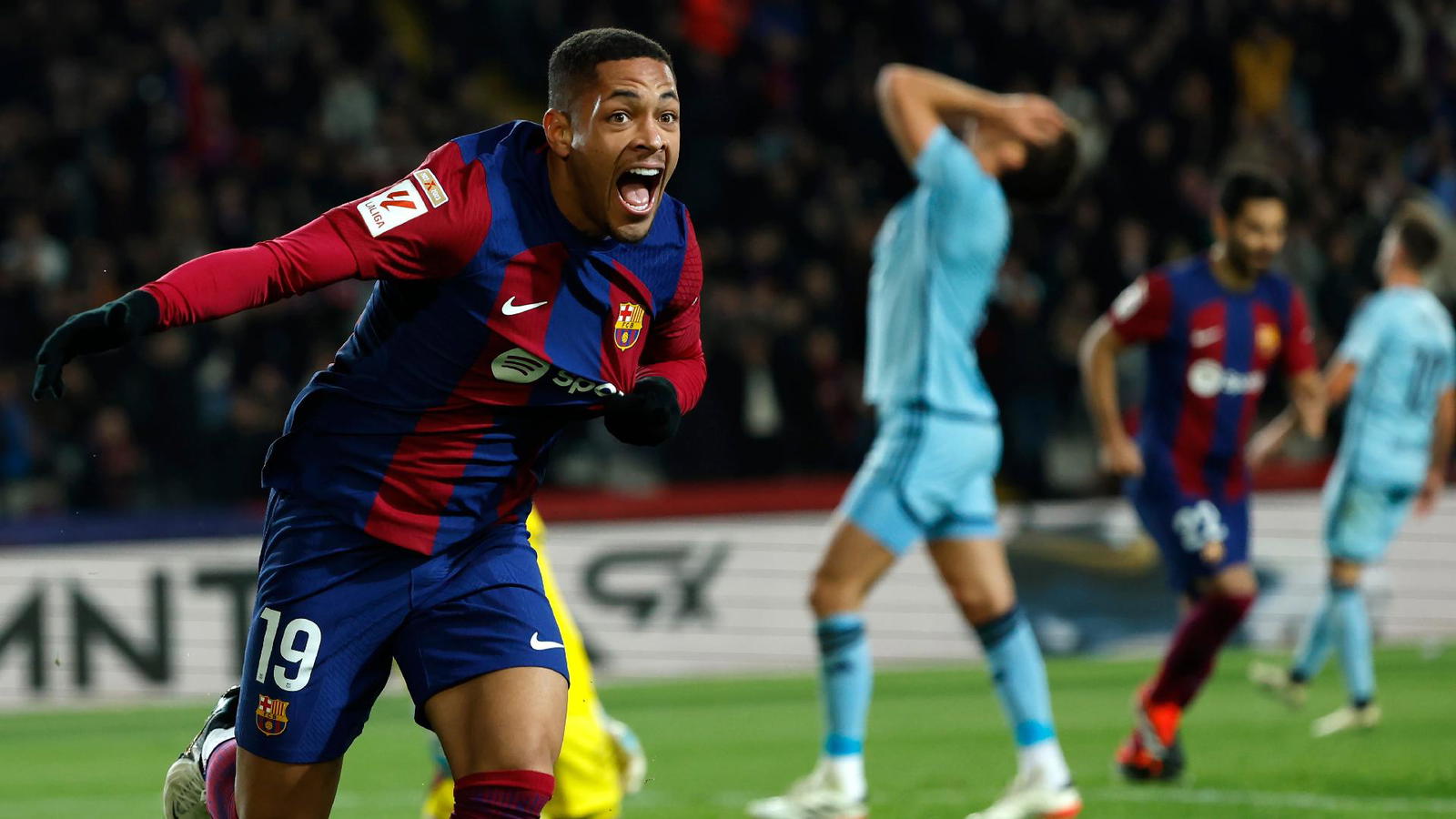Brazil wonderkid Roque fires Barcelona to narrow win over Osasuna