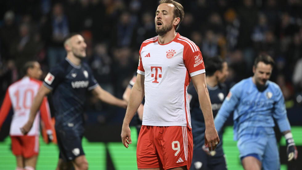 Bayern Munich suffer nine-year low in shock loss, slip eight points off title pace