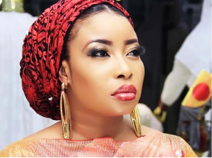 Lizzy Anjorin Speaks Amid Allegations Of Stealing Gold At Lagos Island Market Vanguard News 