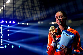 Swimming: Steenbergen wins women’s 100m freestyle world title