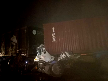 Three die as container falls on truck on Lagos-Ibadan expressway 