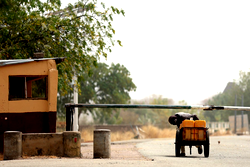 Nigerians suffer along troubled border with Niger