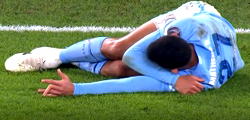 UCL: Man City star ‘breaks finger’ in horror injury