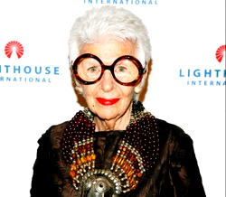 US designer, Iris Apfel dies age 102