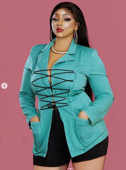 The only celebrity I have ever had a crush is Davido - Peju Johnson