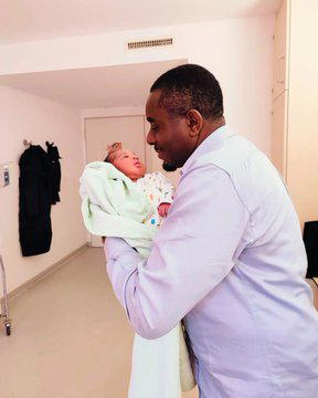 Popular Nollywood actor Emeka Ike and his wife, Yolanda Pfeiffer, have welcomed a baby girl together.