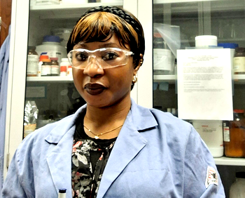 Nigerian researcher Nike Idowu’s study targets drug-resistant bacteria with natural antimicrobials
