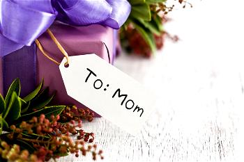 5 thoughtful ways to celebrate Mother’s Day