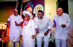 Artquake, Ice K pull all stops to celebrate mum at 90
