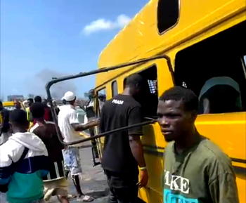 (PHOTOS) Eid-el-Fitri tragedy: Passengers flung into Lagoon in 3rd Mainland Bridge accident