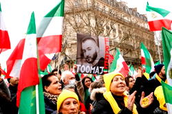 Iran sentences 33-year-old rapper to death for backing protests