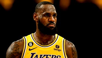LeBron breaking from social media over ‘negative takes’