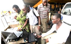Why Nigerians still groan under poor internet services