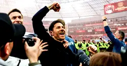 Alonso has ‘done enough for a statue’, says Leverkusen CEO Carro