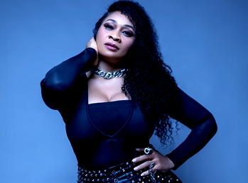 Nigerian-American singer, D’lyte releases EP ‘Cravings’