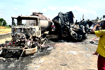 Black weekend in Rivers as pregnant woman, others die, 79 vehicles burnt in fire disaster