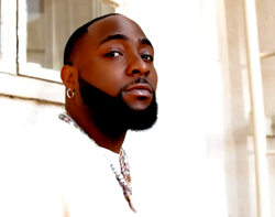 ‘I won’t stop performing even if I work for govt’ – Davido