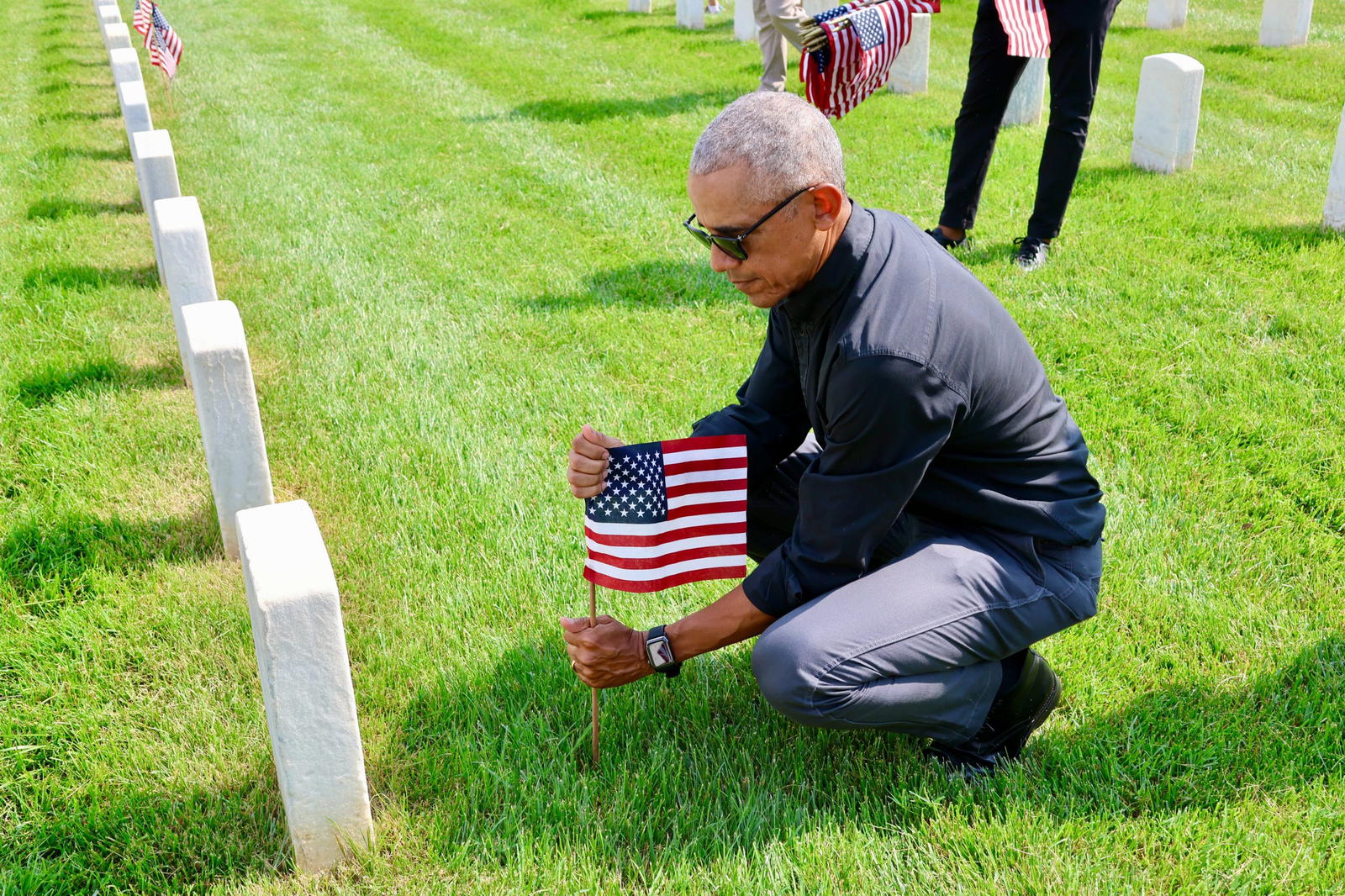 Barack Obama honours brave soldiers on US Memorial Day - Vanguard News