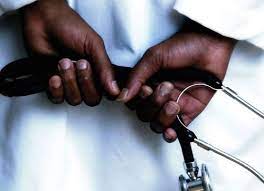 Police nab fake doctor with forged OAU certificate after treating 200 patients in Lagos