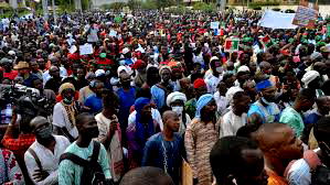Mali parties, civil society reject longer military rule