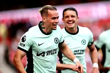 Mudryk, Sterling score as Chelsea beat Nottingham Forest 3-2