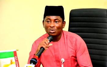 Niger Speaker stops wedding plans for 100 girls