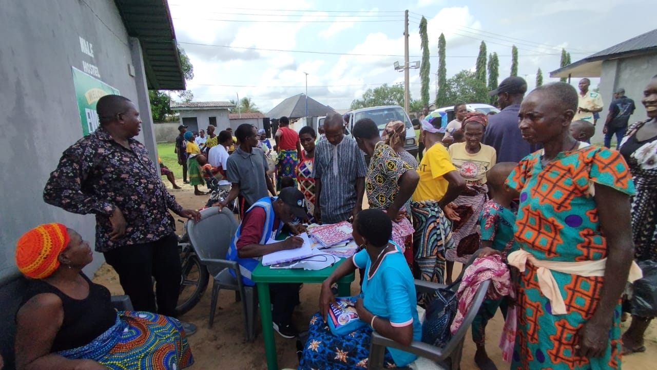 Okuama people storm Ewu-Okuama IDP camp for massive registration