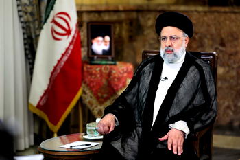 Just in: Helicopter carrying Iranian President Raisi crashes