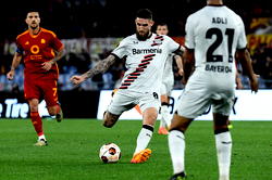 Leverkusen beat Roma to put one foot in Europa League final