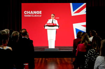 120 business leaders back UK’s Labour in election
