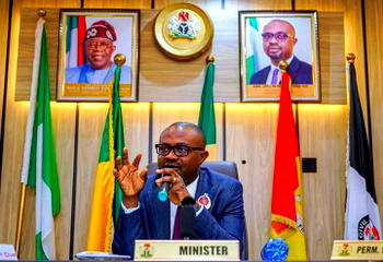 You’re God’s gift to humanity, Akinfolarin hails Bunmi Tunji-Ojo