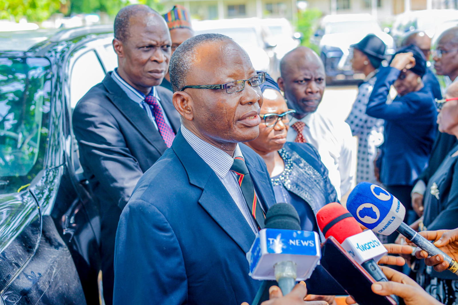 Kwara CJ excited as Gov AbdulRazaq presents 12 new Jeeps to judges