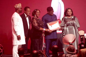 A Vanguard Award night of glamour, glitz and entertainment