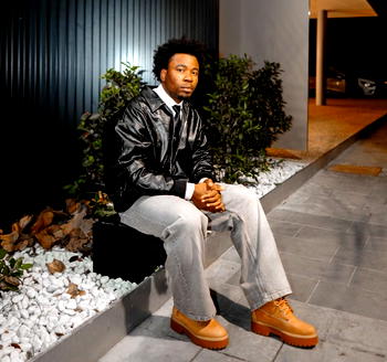 Jimmy Ofuoyan wins CoolWealth Influential Barber of the year award