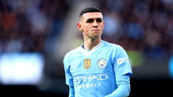 Foden agrees new long-term Man City deal despite dip in form