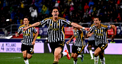 Juventus score three late goals to salvage draw at Bologna