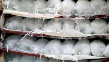 Epileptic power supply: lce-block sellers now take to freezing chemicals