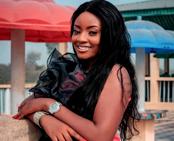 How Roselyn Bamigboye is winning in global fashion without heavy reliance on social media