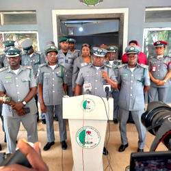Customs confiscates 1,500 pieces of bullet proof vests