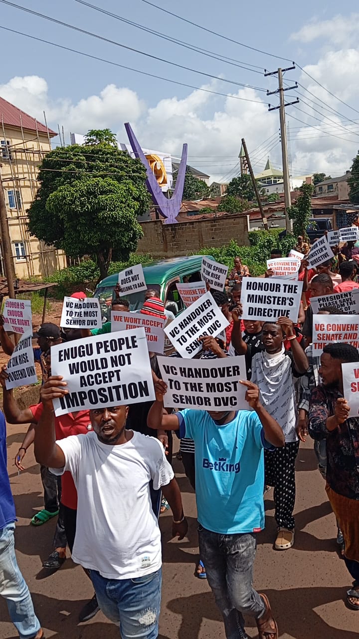 Protest Rocks Unn Over Vc’s Handover