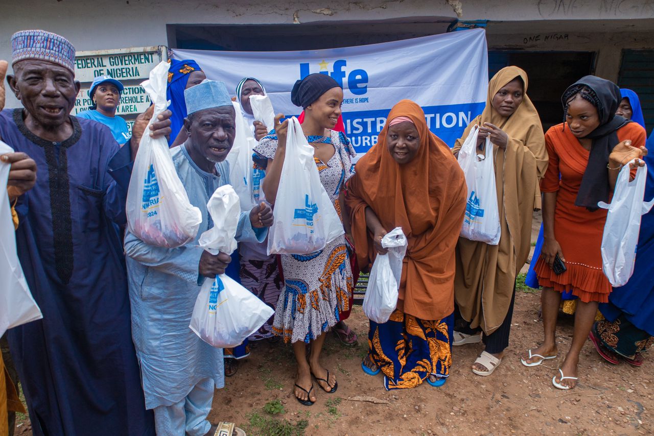 Eid-el-Kabir: Group donates two cattle to less-privileged Muslims in Nasarawa community