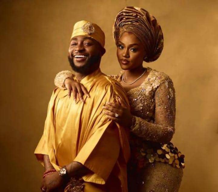 Steeze, composure as Davido, Chioma pre-wedding photos released ...