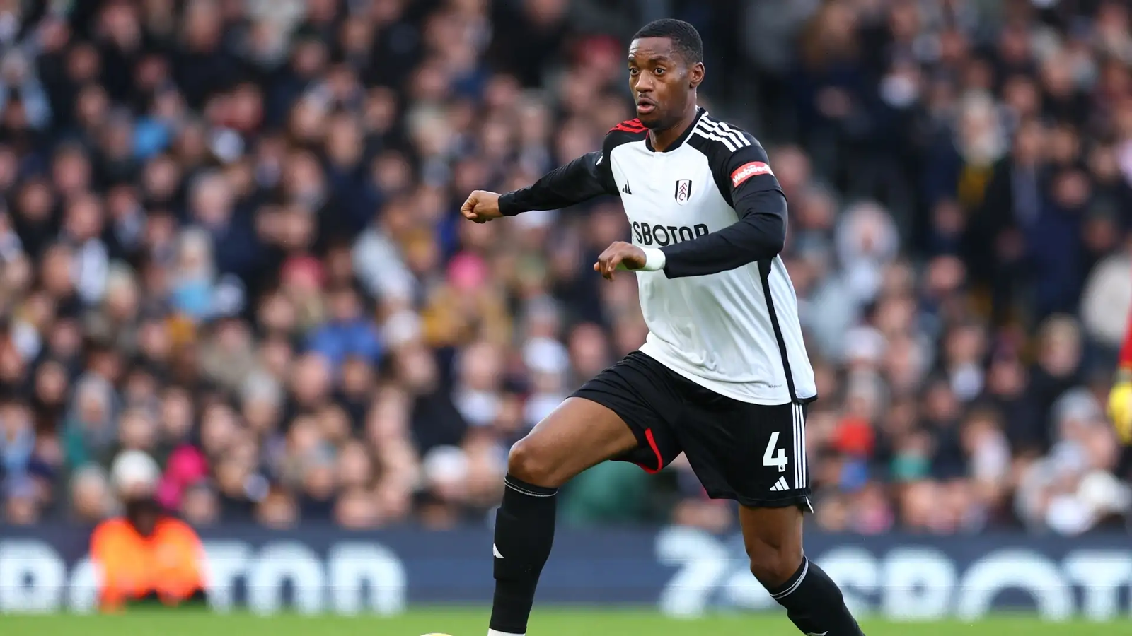 Transfer: Chelsea set to sign Fulham star Tosin Adarabioyo - Vanguard News