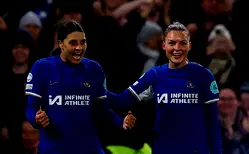 Australia star Sam Kerr signs new deal with Chelsea