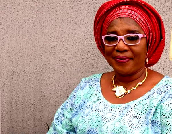 ‘Why single women over 35 should get pregnant’ – Actress Ayo Mogaji