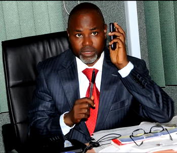 Unilorin VC congratulates Yusuf Ali on OAU Award of Excellence