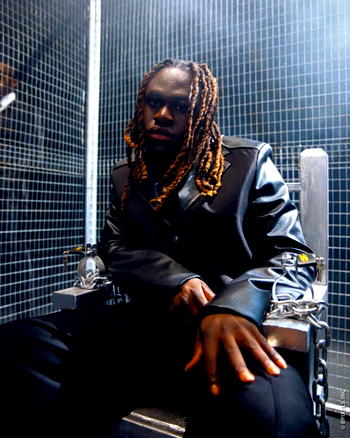Lonair returns with ‘Casamigos’, features Bella Shmurda