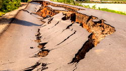 Earthquake hits Iranian capital Tehran