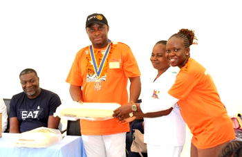 Rotary club of Magodo sensitizes pregnant women, distributes maternal kits in Ikosi