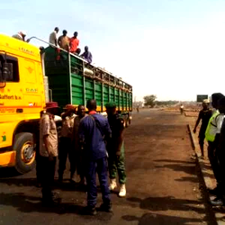 Joint security agents arrest 362 trailers carrying 5,169 passengers